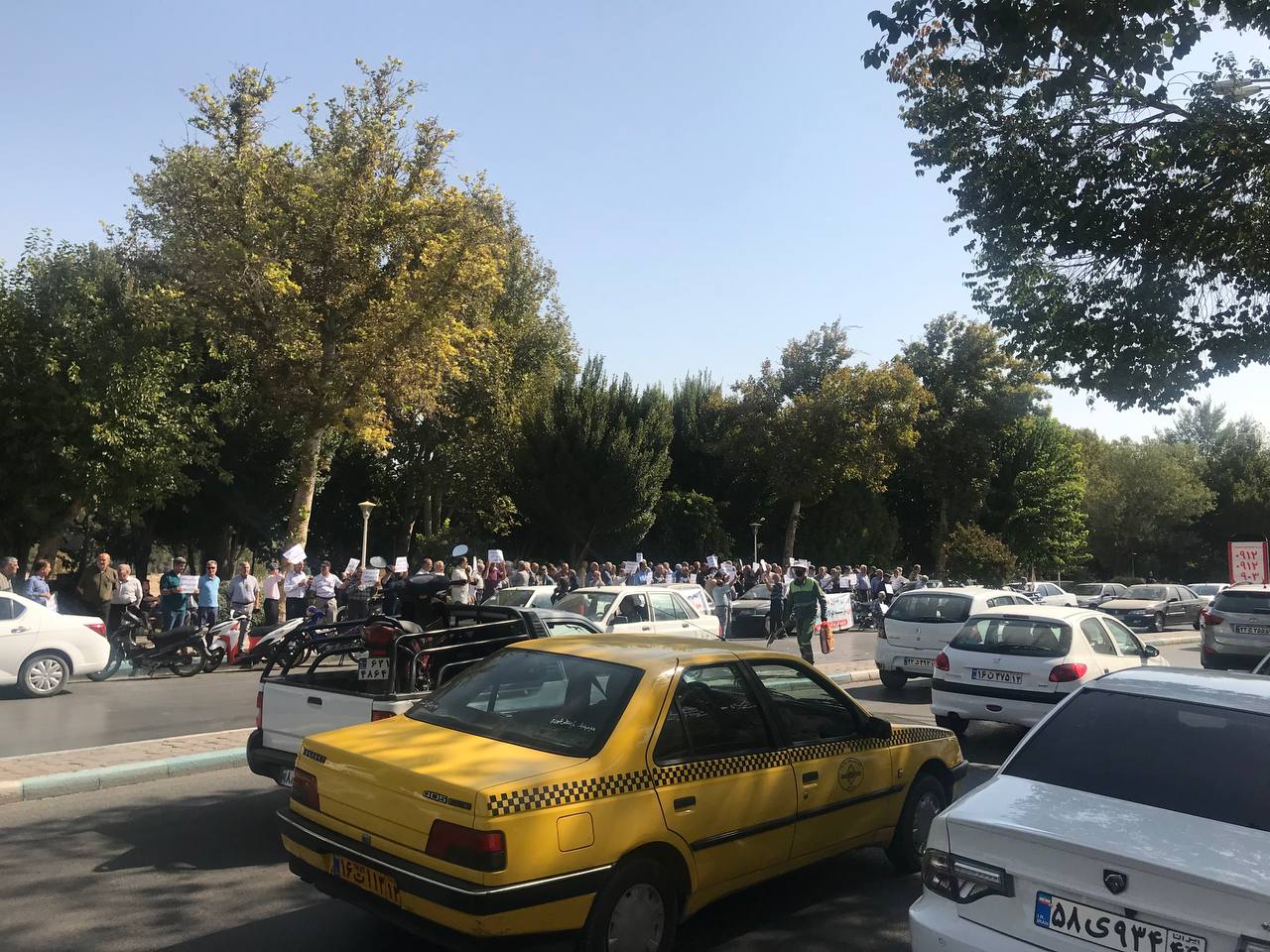 تجمع اعتراضی بازنشستگان فولاد اصفهان