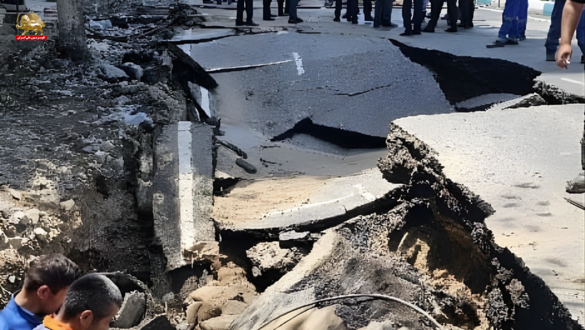 فرونشست زمین در ولیعصر۱۲