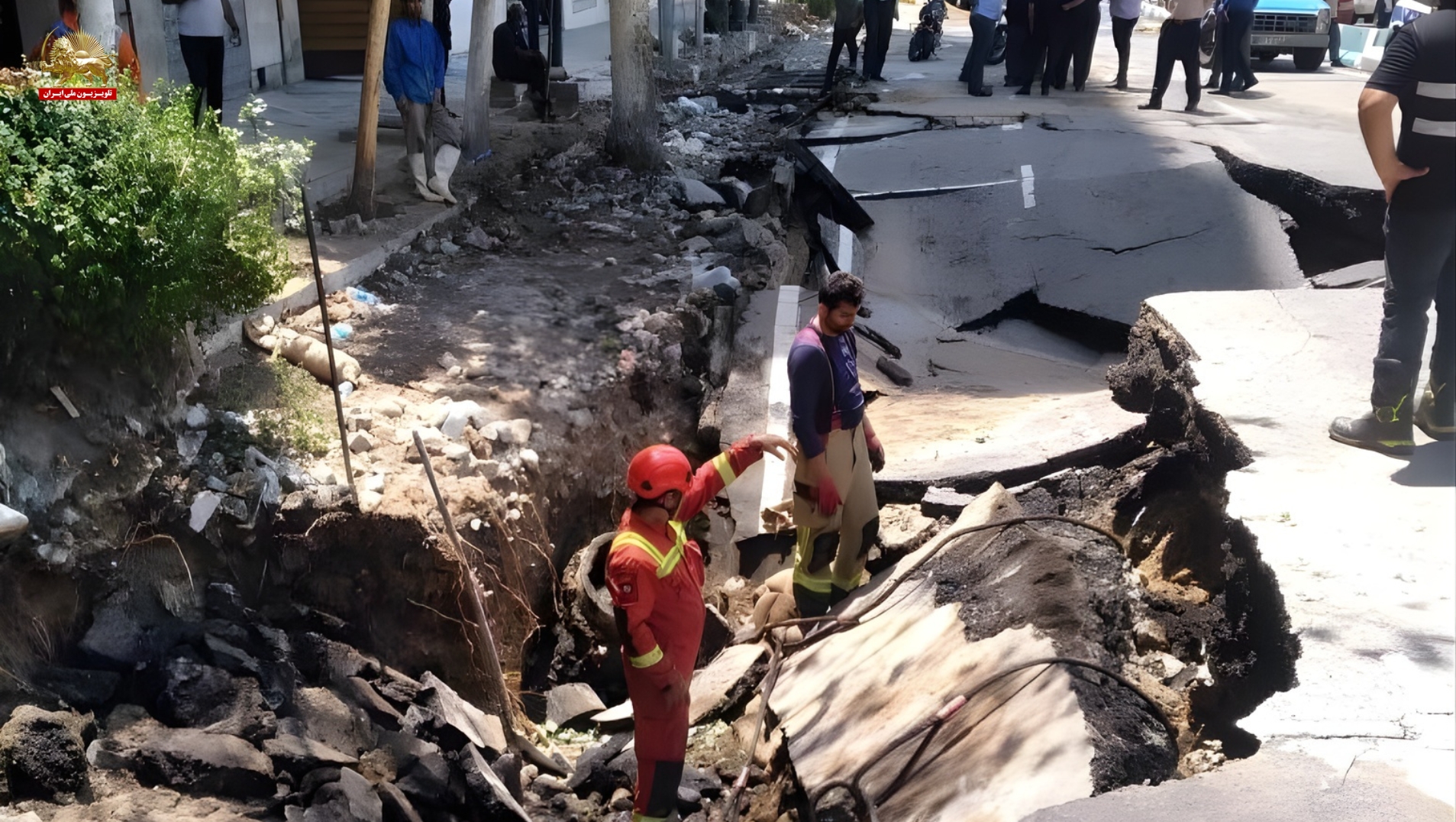 فرونشست زمین در ولیعصر۱۳