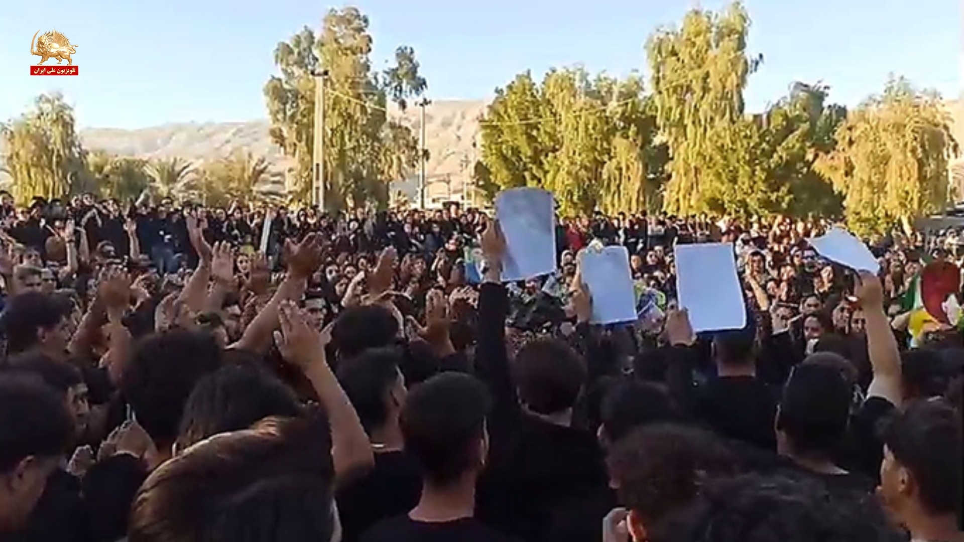 چهلم شهیدان جواب به انکار خامنه ای