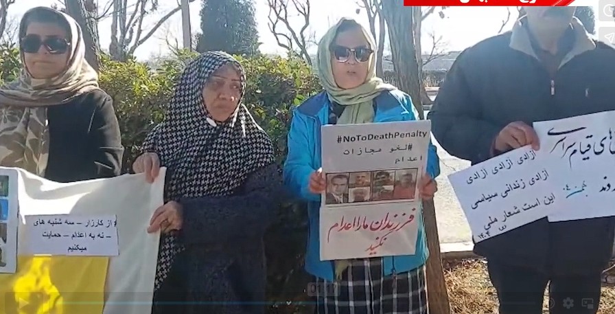 مادر دانشور کار