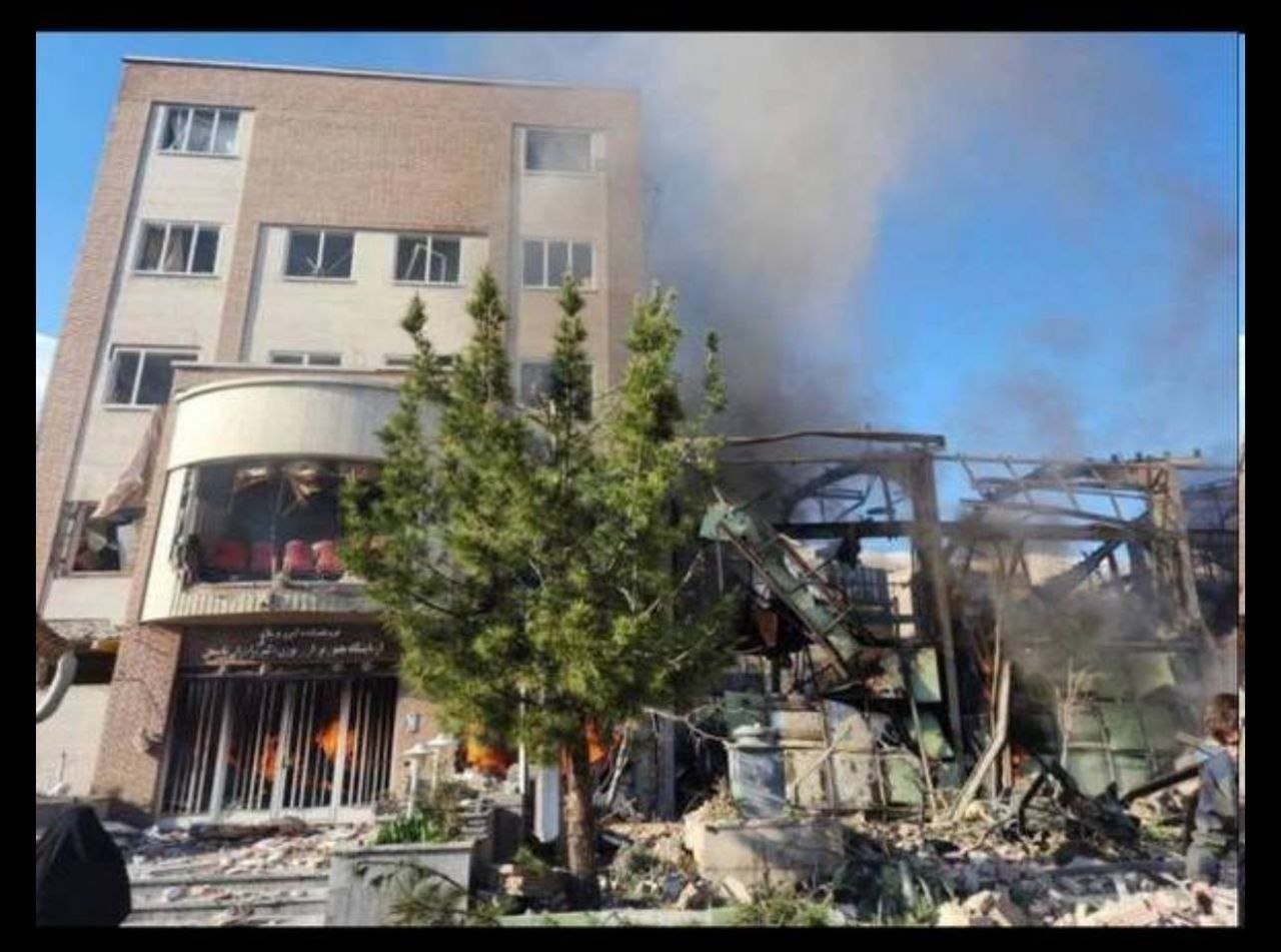 انهدام آزمایشگاه اپتیک دانشگاه ملی (بهشتی) و سوله کنارش