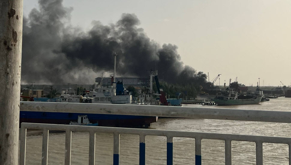 حمله به کشتی سازی خرمشهر