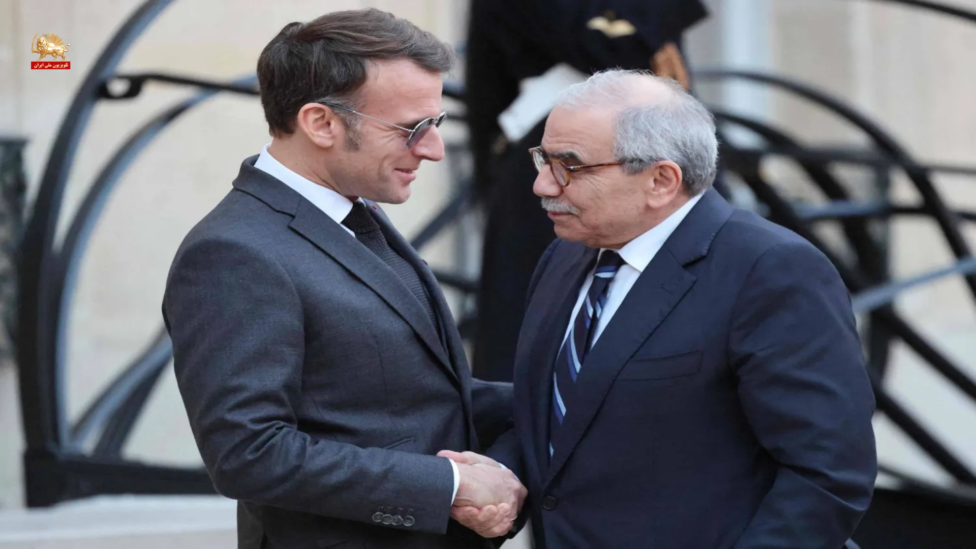 ماکرون و نواف سلام